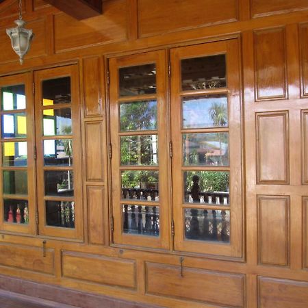 Lux Pillow Hostel Хпа-ан Екстериор снимка
