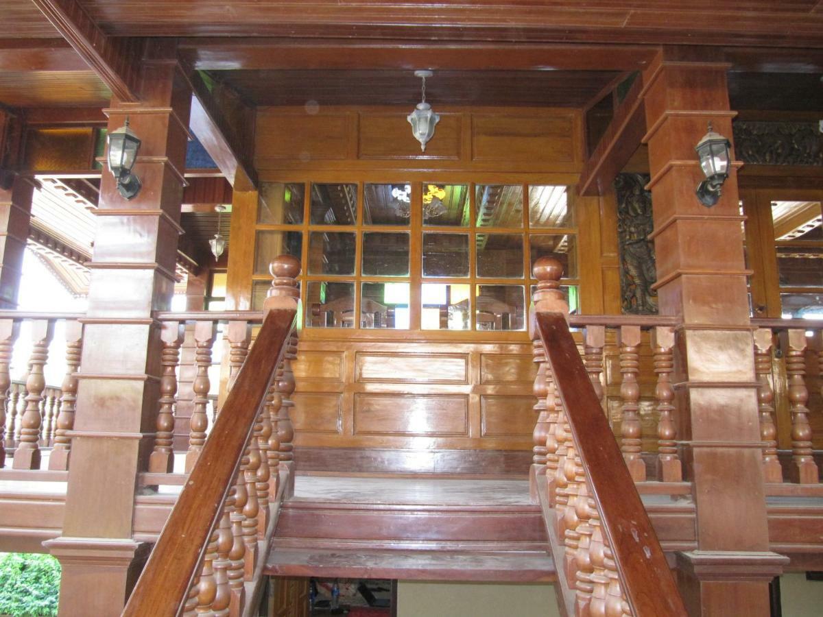 Lux Pillow Hostel Хпа-ан Екстериор снимка